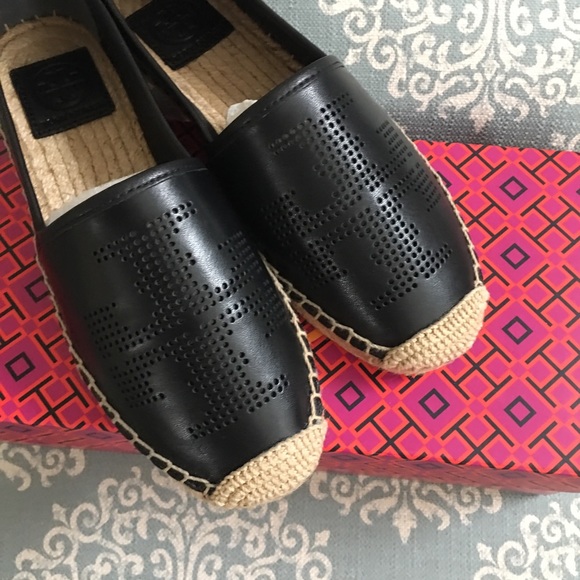 🚫SOLd🚫 New Tory Burch Perforated Espadrille 6.5 - Picture 2 of 6